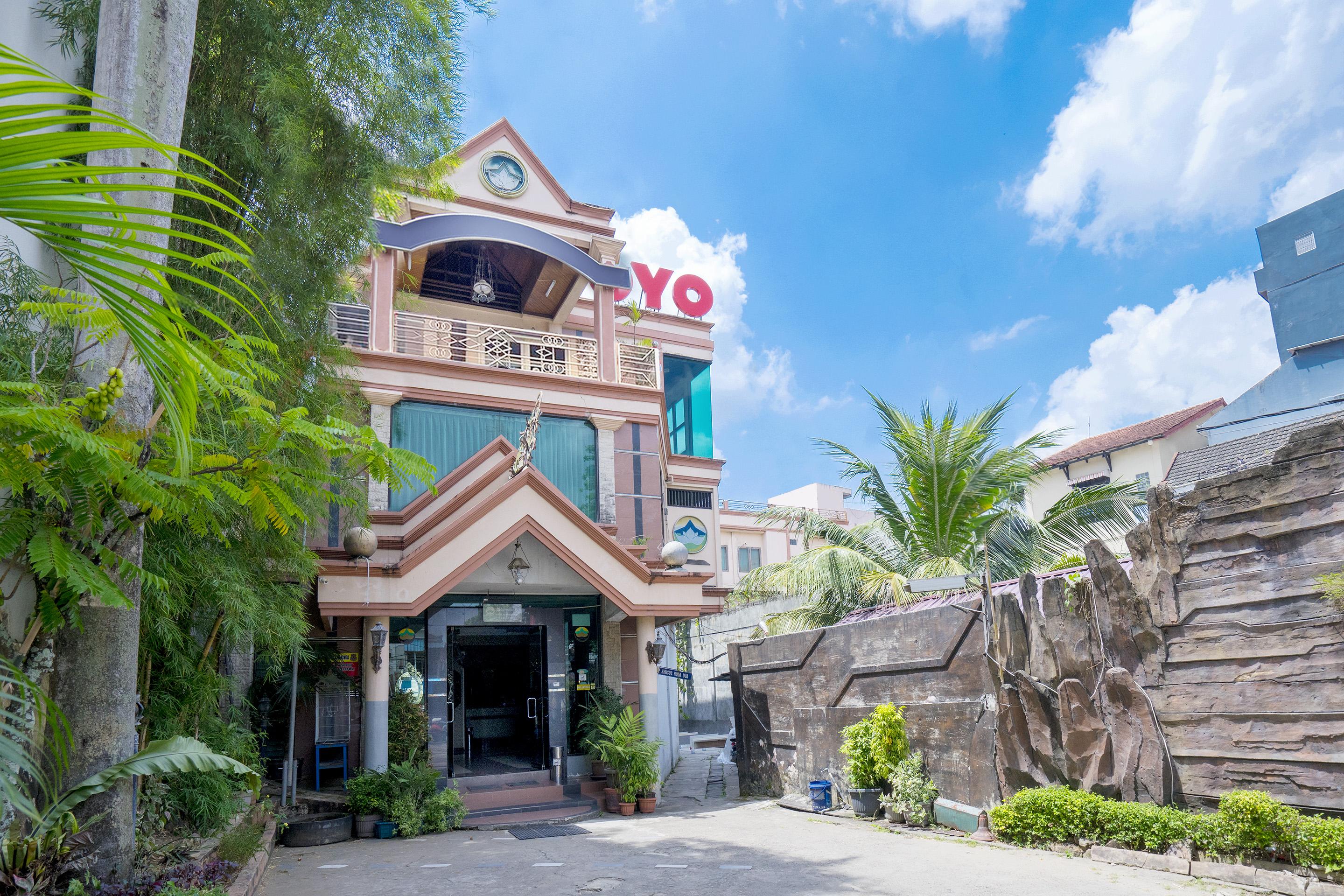 โอโย 891 โฮเต็ล กาดิง เกนจานา Hotel ซามารินดา ภายนอก รูปภาพ